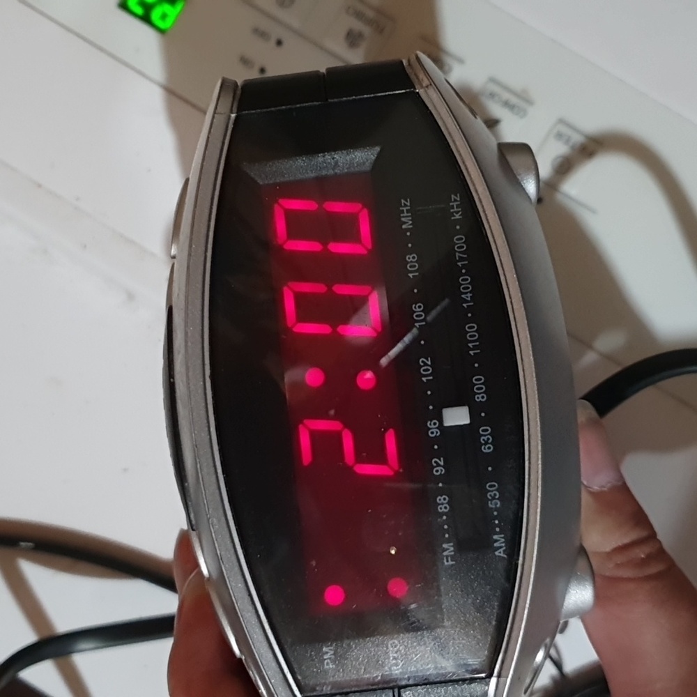 Alarm clock AM/FM radio combo